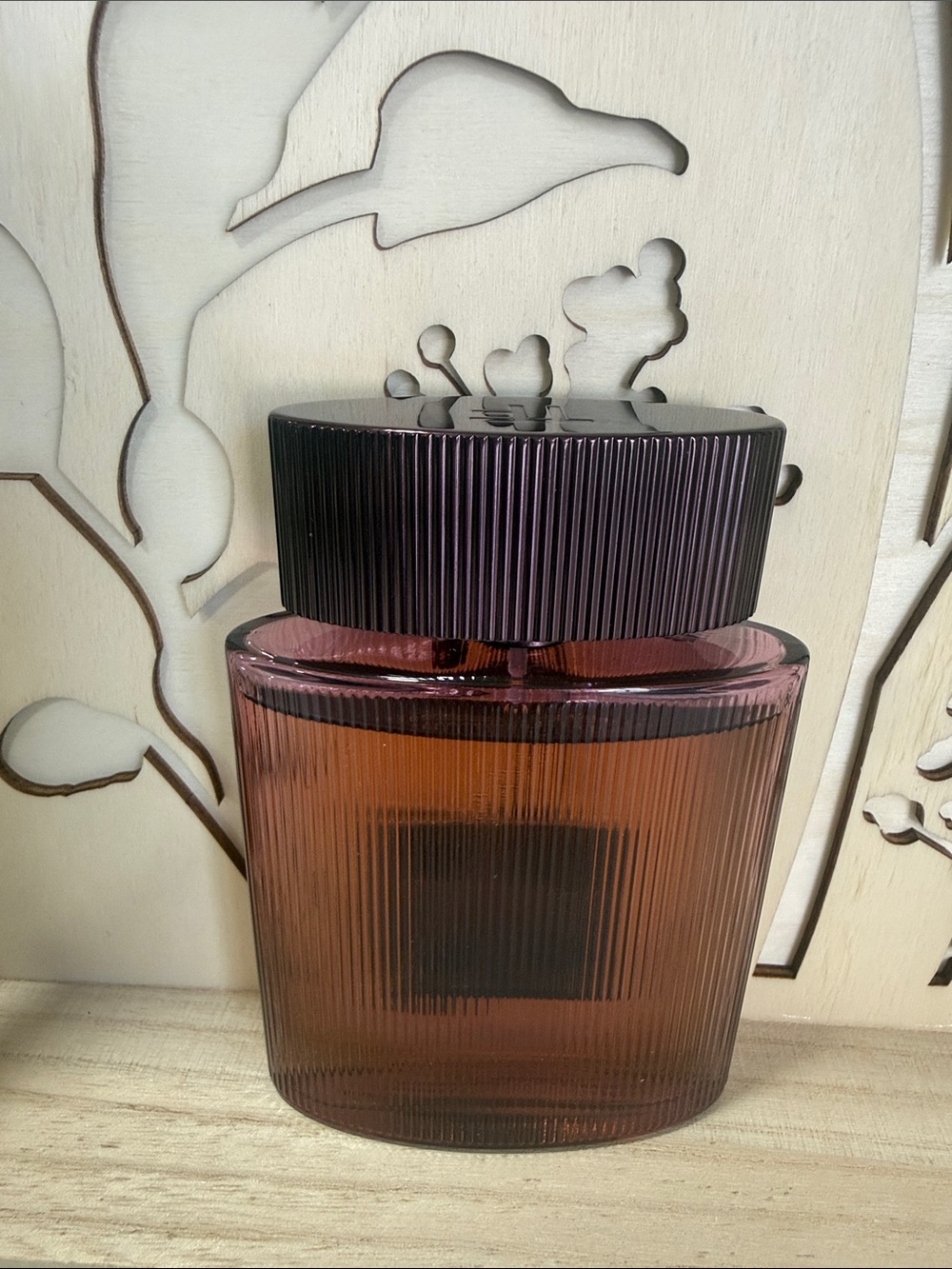 TOM FORD CAFE ROSE 100 ml Men’s Dark Brown Ribbed Fragrance Bottle - Picture 4 of 5